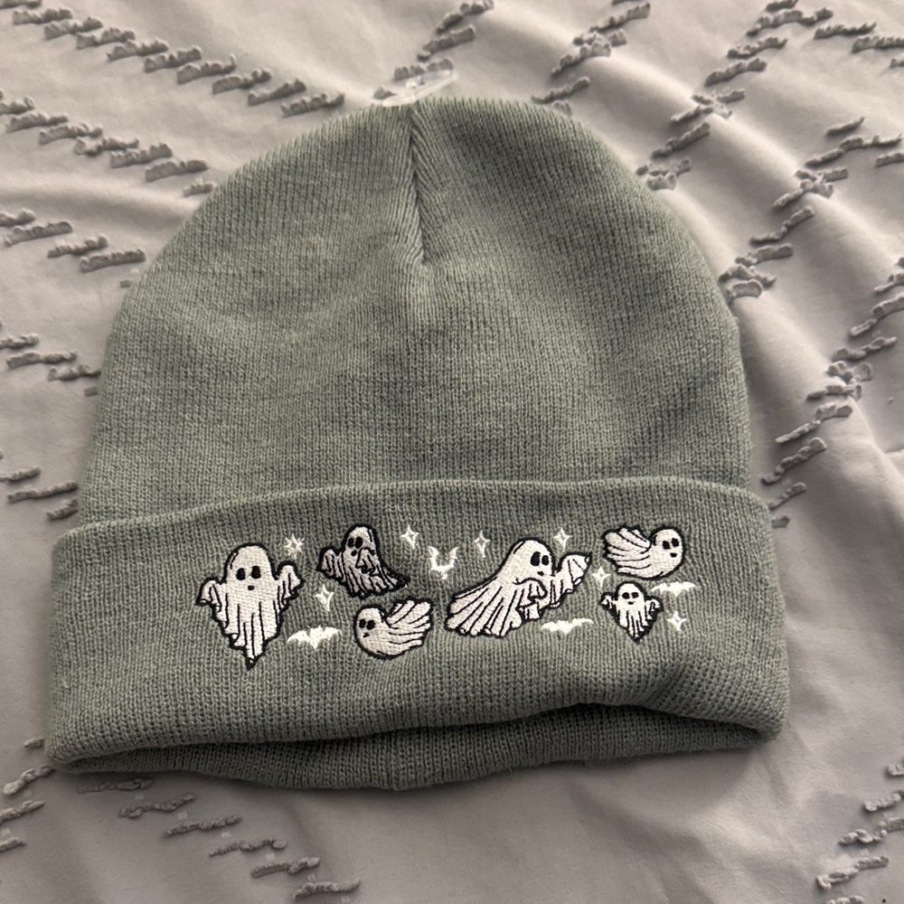Ghost Embroidered Beanie - Gray
